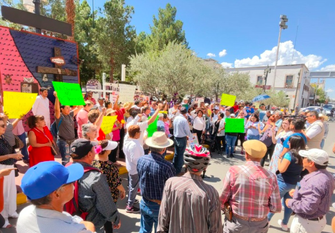 PROTESTAN POR “SECUESTRO” DE LTG EN CHIHUAHUA; EXIGEN DISTRIBUCIÓN