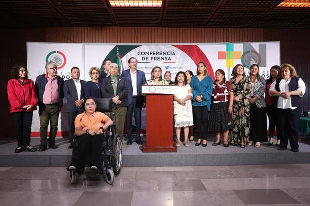 DEFIENDEN DIPUTADOS DISTRIBUCIÓN DE NUEVOS LIBROS DE TEXTO GRATUITOS