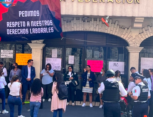 PROTESTAN TRABAJADORES DEL PODER JUDICIAL EN TRES ESTADOS POR EXTINCIÓN DE FIDEICOMISOS