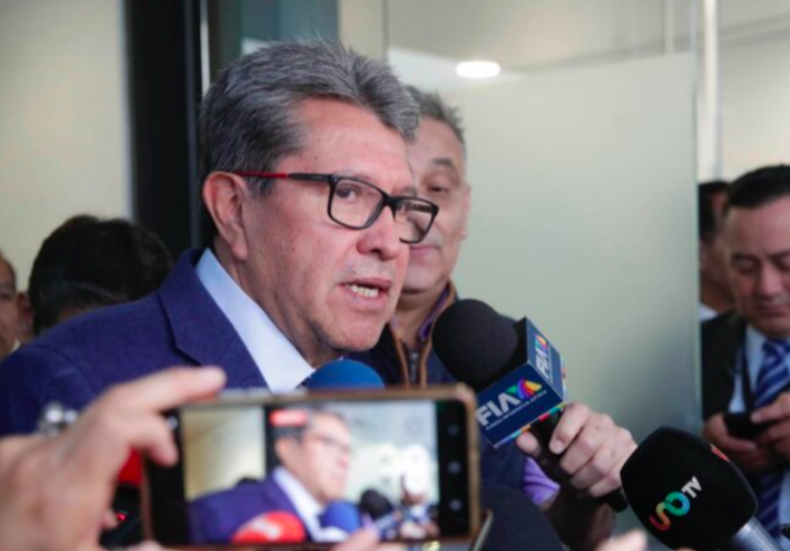 Regreso al Senado para apoyar proceso de transformación del país: Monreal