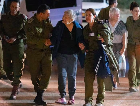 CONFIRMA GOBIERNO DE ISRAEL QUE HAMAS LIBERÒ A 17 REHENES DE LA FRANJA DE GAZA