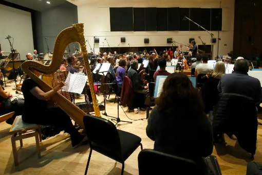 ORQUESTA FILARMÒNICA DE LA CIUDAD DE MÈXICO GRABA DISCO CON «MATERIAL SIN PRECEDENTE»