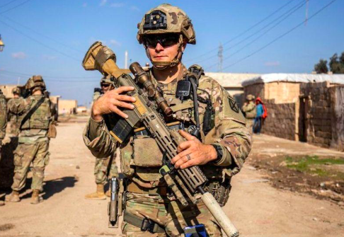 TROPAS DE EU LANZAN SEVEROS ATAQUES AÉREOS CONTRA OBJETIVOS IRANÍES EN IRAK Y SIRIA