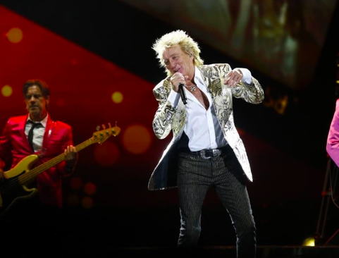 ANUNCIA ROD STEWART LA VENTA DE SU CATÁLOGO MUSICAL POR 100 MILLONES DE DÓLARES