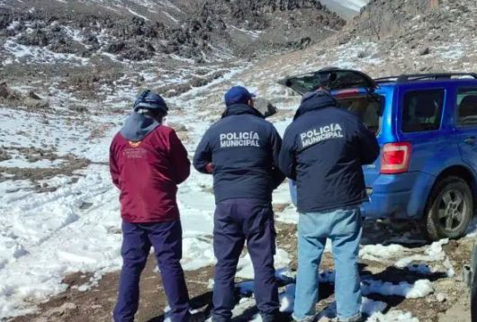 PROTECCIÒN CIVIL Y CRUZ ROJA BUSCAN A ALPINISTAS EXTRAVIADOS EN EL PICO DE ORIZABA