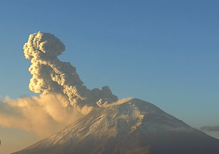 PROTECCIÓN CIVIL DESPLIEGA OPERATIVO EN EL ESTADO DE MÉXICO POR INTENSA ACTIVIDAD DEL VOLCÁN POPOCATÉPETL