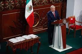 LAS INICIATIVAS ENVIADAS AL CONGRESO SON PARA DEVOLVER A LA CONSTITUCIÓN «SU DIGNIDAD, HUMANISMO Y FRANQUEZA»: AMLO