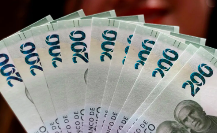 PESO MEXICANO NO LOGRA EVITAR DEPRECIACIÓN; CIERRA EN 18.54 POR DÓLAR