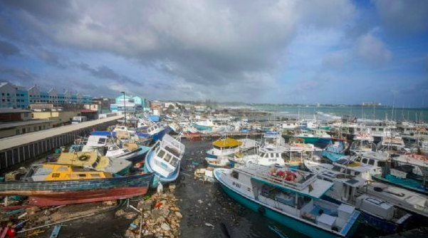 “BERYL” DEJA INUNDACIONES Y VARIOS MUERTOS EN EL CARIBE; AVANZA HACIA JAMAICA