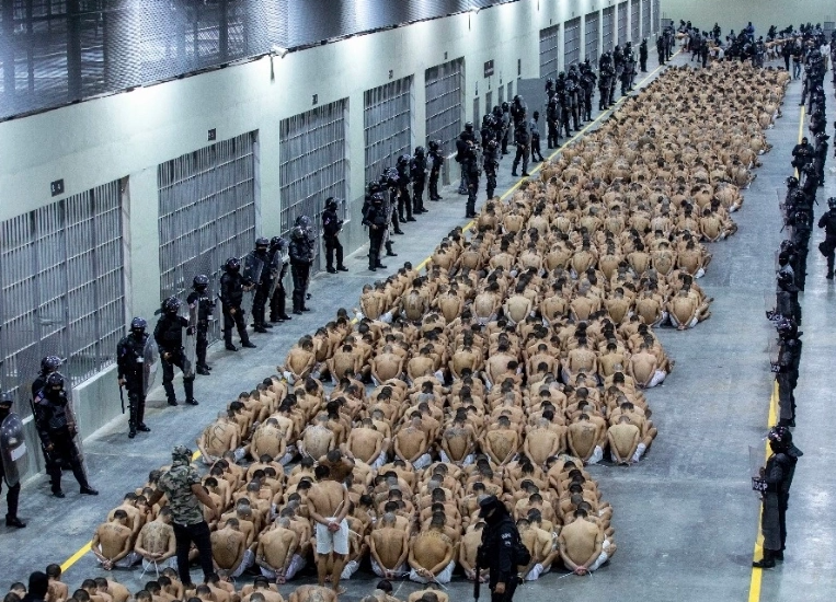 REPORTAN 261 MUERTES DURANTE ESTADO DE EXCEPCIÓN EN EL SALVADOR EN 2022