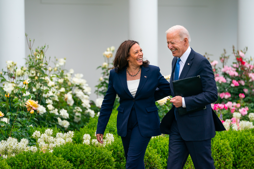 JOE BIDEN DECLINA A REELECCIÓN PRESIDENCIAL, KAMALA HARRIS SE POSTULA PARA EL RELEVO