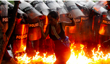 PROTESTAS EN VENEZUELA POR REELECCIÒN DE MADURO DEJAN AL MENOS 8 MUERTOS