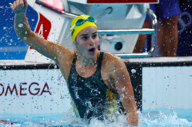 MCKEOWN Y WIFFEN ROMPEN RÉCORDS OLÍMPICOS CON PAR DE OROS EN LA NATACIÓN