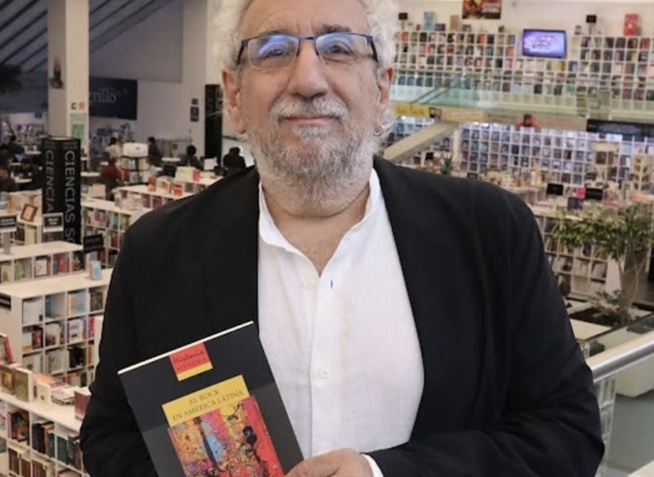 EL ROCK & ROLL EN MÈXICO Y LATINOAMÉRICA SURGIÓ A PARTIR DE ELVIS PRESLEY Y LOS BEATLES