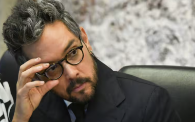 RATIFICA LA PERMANENTE NOMBRAMIENTO DE GENARO LOZANO COMO EMBAJADOR EN ITALIA