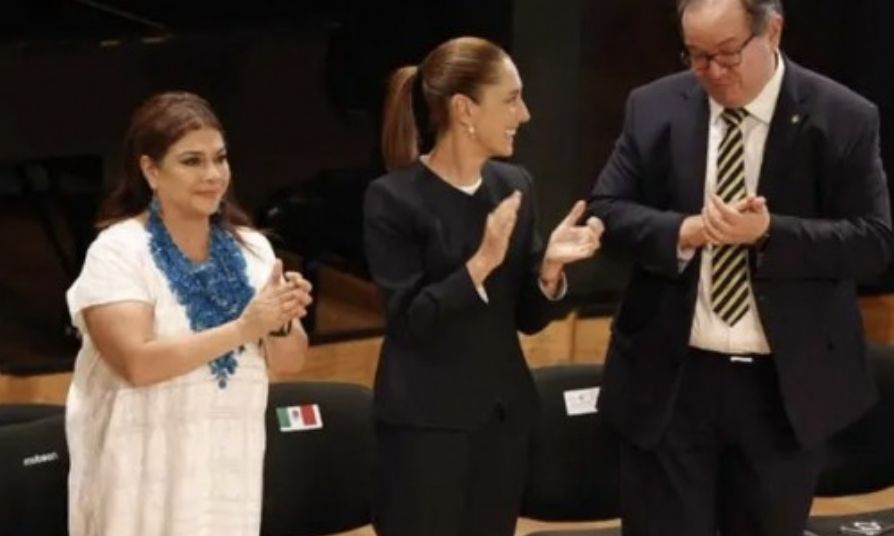 INAUGURAN CICLO DEL BACHILLERATO NACIONAL; OTORGARÁ DOBLE CERTIFICADO Y ELIMINA CUOTAS.