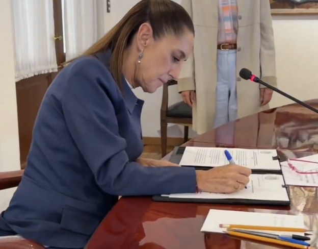 ACUERDA SHEINBAUM CON GASOLINEROS MANTENER ESTABLE EL PRECIO DE LA GASOLINA REGULAR