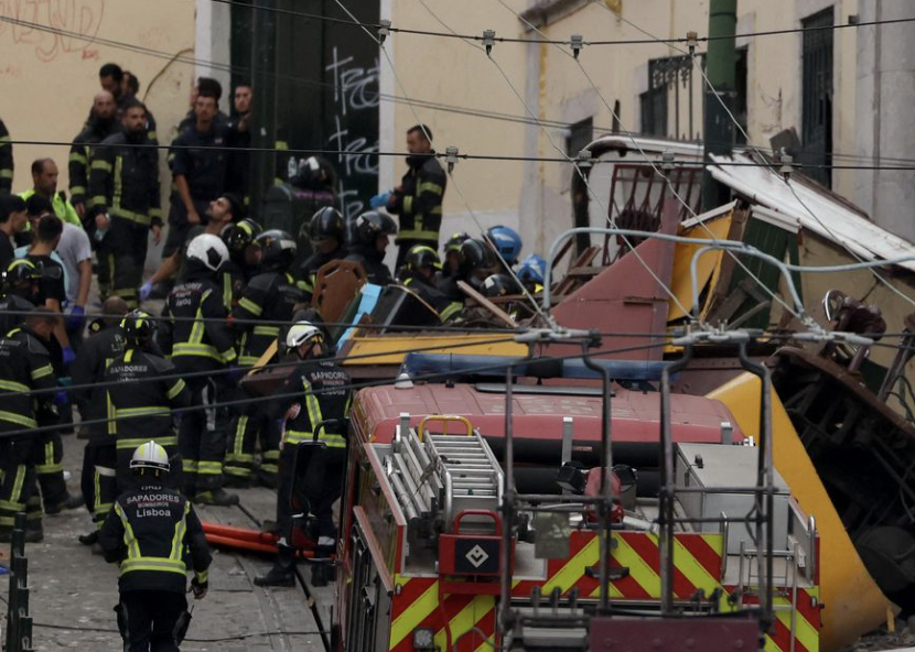 FUNICULAR DESCARRILA EN LISBOA; HAY 15 MUERTOS Y 18 HERIDOS, LA MAYORÌA SON EXTRANJEROS