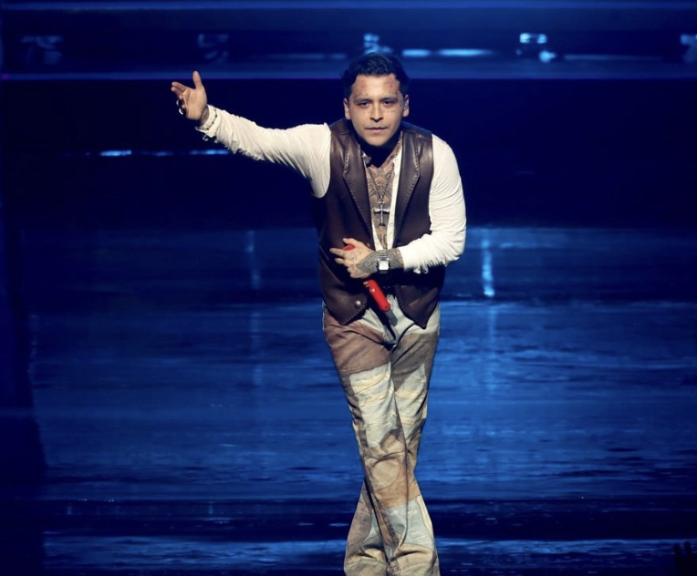 NIEGAN A CHRISTIAN NODAL ACCESO A INVESTIGACIÓN POR DEMANDA DE SU EX DISQUERA