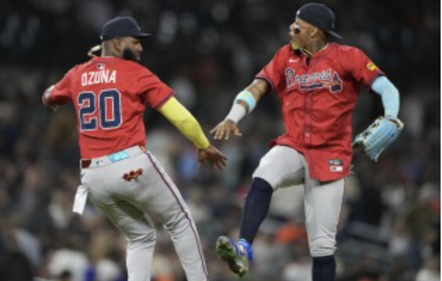 RONALD ACUÑA JR. CONECTÓ SU JONRÓN 19 EN LA VICTORIA DE BRAVOS DE ATLANTA