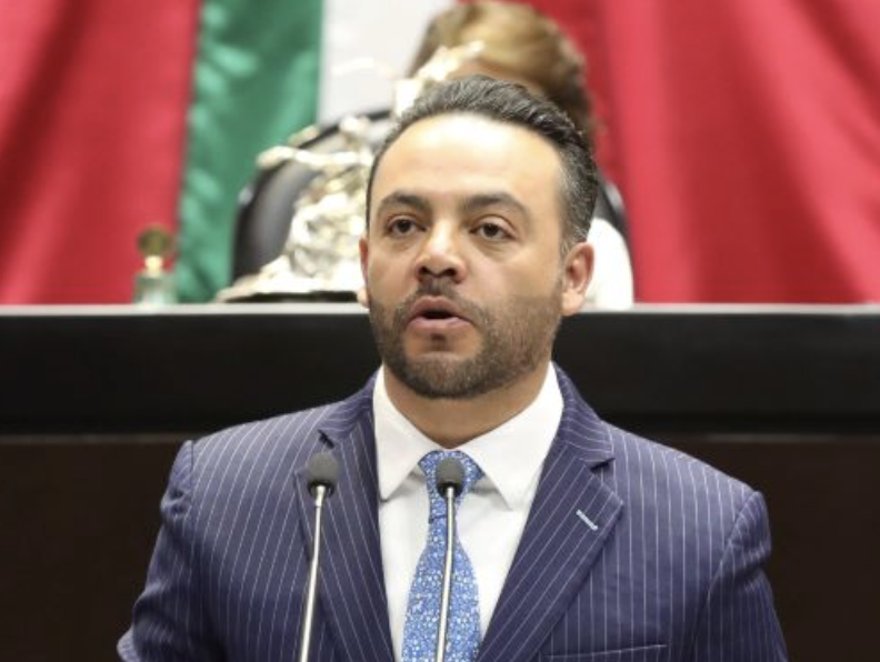 IMPULSAN LEY QUE CREA PROGRAMA DE TRANSPORTE PÚBLICO GRATUITO PARA ESTUDIANTES