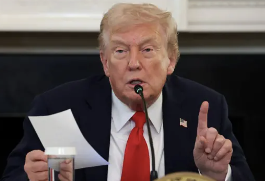 DONALD TRUMP ANUNCIA QUE ISRAEL Y HAMAS FIRMARON PRIMERA FASE DEL PLAN DE PAZ