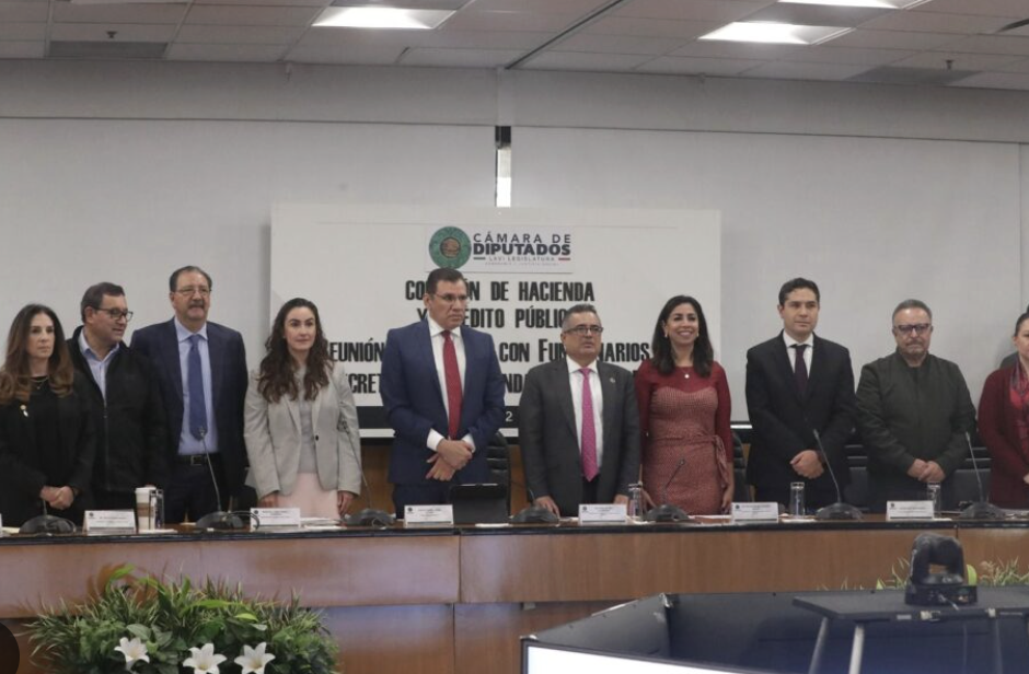 LA COMISIÓN DE HACIENDA DISCUTE PAQUETE ECONÒMICO CON MIEMBROS DEL SECTOR PRIVADO Y SOCIAL