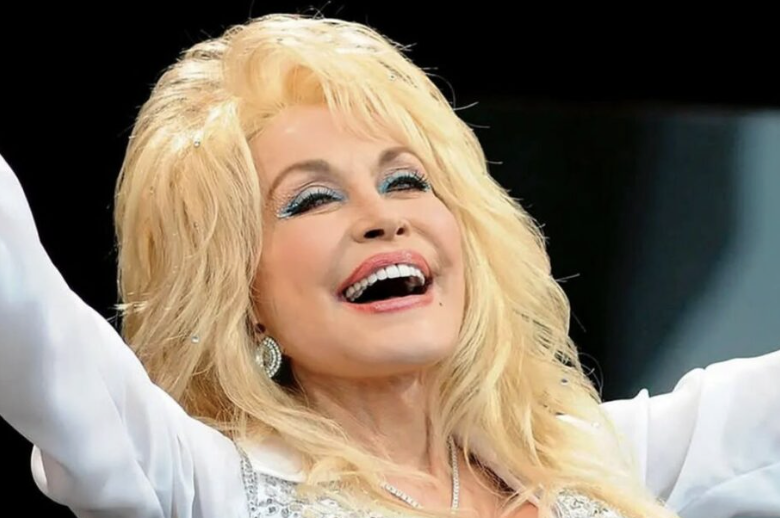 LA CANTANTE DOLLY PARTON DESPEJA RUMORES SOBRE SU ESTADO DE SALUD