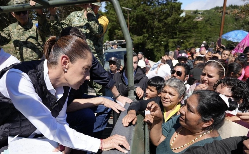 NADIE SE VA A QUEDAR SIN APOYO DEL GOBIERNO, DICE SHEINBAUM A AFECTADOS POR LLUVIAS