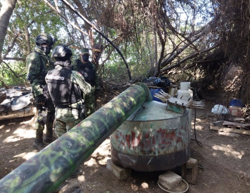 ASESTAN GOLPE AL CRIMEN DE 12 MMDP AL DESMANTELAR DOS NARCOLABORATORIOS EN SINALOA Y BC