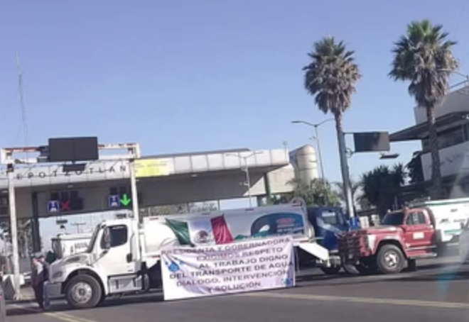 `PIPEROS` EXTIENDEN PROTESTA POR ‘OPERATIVO CAUDAL’ A LA CARRETERA MÉXICO-PACHUCA
