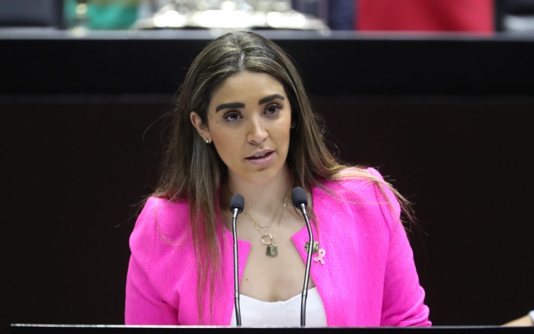 BUSCAN PROHIBIR CIRUGÍAS ESTÉTICAS EN MENORES DE 18 AÑOS, SALVO EN CASOS EXCEPCIONALES