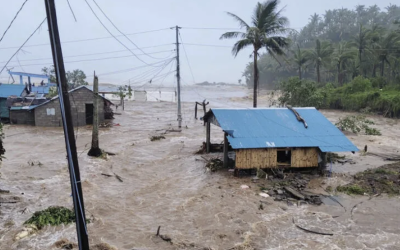 Taiwán evacúa a miles de personas por la tormenta Fung-wong que dejó 25 muertos en Filipinas