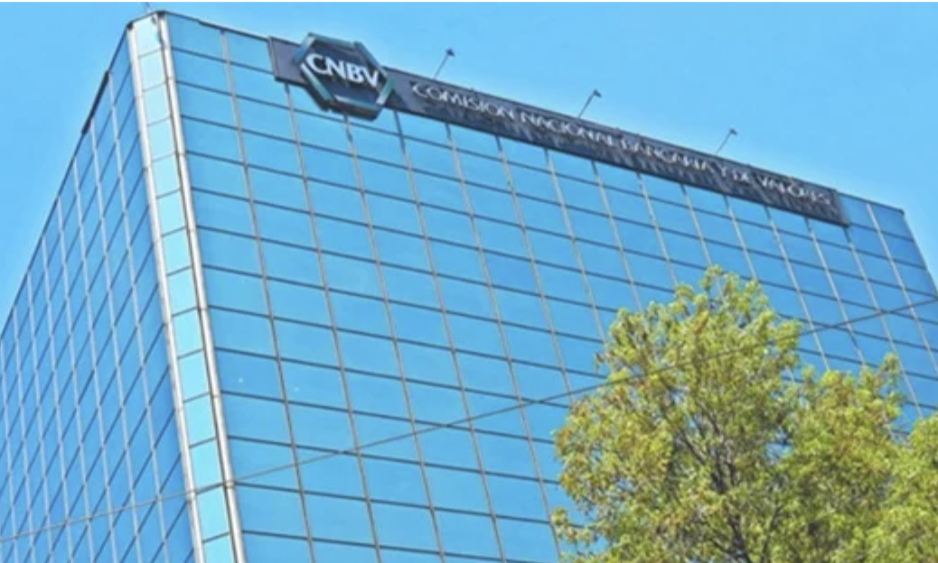 La CNBV impuso 90 sanciones a 13 bancos durante octubre