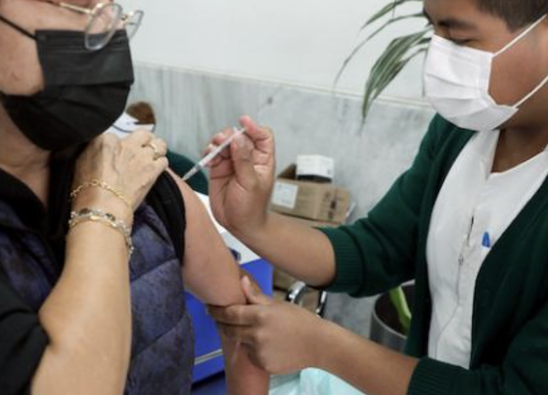 🦠 Alerta de Salud: Expertos Advierten Aumento del 15% en Casos de Influenza Estacional; IMSS Refuerza Vacunación