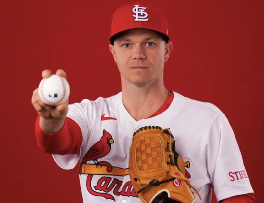 BOSTON RED SOX SE FORTALECE: EL VETERANO SONNY GRAY SERÁ UN NUEVO PATIRROJO