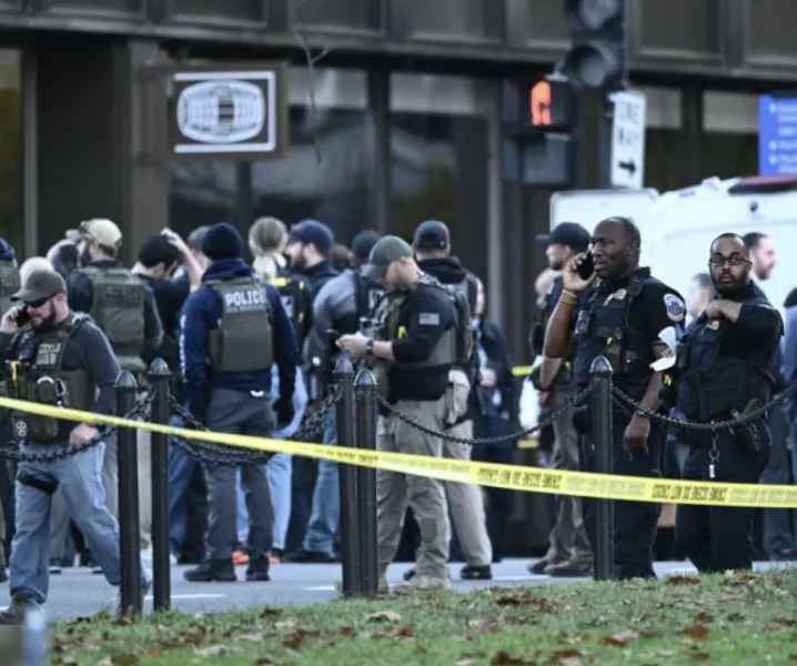 BALACERA CERCA DE LA CASA BLANCA DEJA HERIDOS A DOS MIEMBROS DE LA GUARDIA NACIONAL