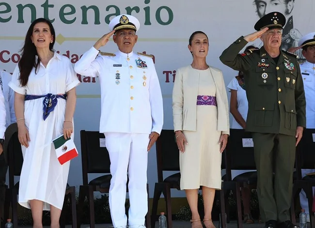 ASISTE LÓPEZ RABADÁN A CEREMONIA POR LA CONSOLIDACIÓN DE LA INDEPENDENCIA EN EL MAR