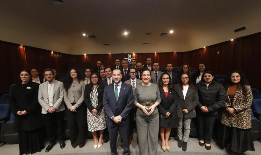 NECESARIO DIÁLOGO CON EMPLEADORES, PARA CONSTRUIR UN PAÍS MÁS PRÓSPERO: KENIA LÓPEZ RABADÁN