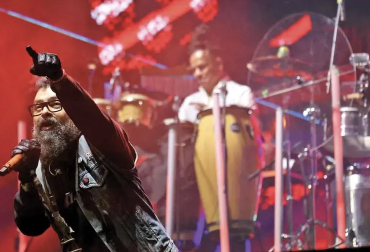 PANTEÓN ROCOCÓ CELEBRA 30 AÑOS CON ENERGÍA RENOVADA Y ANUNCIA SU DOCUMENTAL