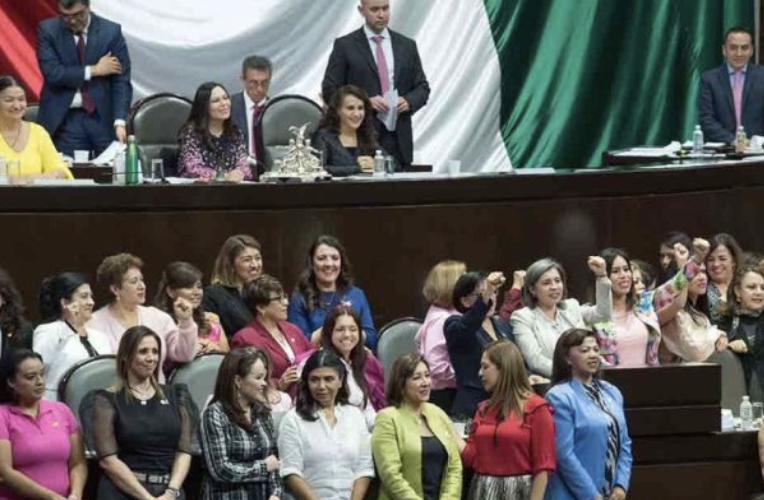 DIPUTADOS AVALAN BLOQUE DE 17 REFORMAS PARA ELIMINAR LA VIOLENCIA DE GÉNERO