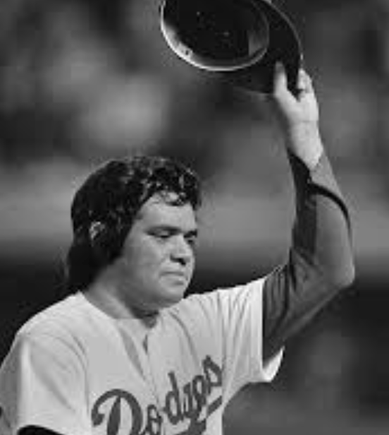 REVELAN AL COMITÉ QUE DECIDIRÁ SI “EL TORO” VALENZUELA ENTRA AL SALÓN DE LA FAMA