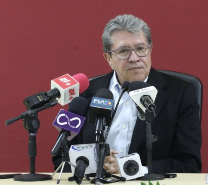 MONREAL PREVÉ QUE EN 13 DÍAS SE DISCUTA Y, EN SU CASO, SE APRUEBE LA JORNADA LABORAL DE 40 HORAS