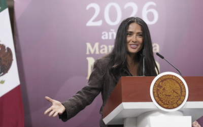 ENTRE LÁGRIMAS, SALMA HAYEK DA DETALLES DE SU NUEVA PELÍCULA; «UNA CARTA DE AMOR A MÉXICO»