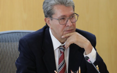 RICARDO MONREAL RESPALDA LA INICIATIVA DE LA PRESIDENTA PARA REDUCIR PENSIONES MILLONARIAS