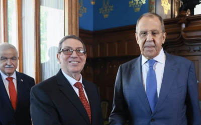 RUSIA PIDE A ESTADOS UNIDOS A NEGOCIAR SOBRE CUBA EN LUGAR DE IMPONER UN BLOQUEO NAVAL