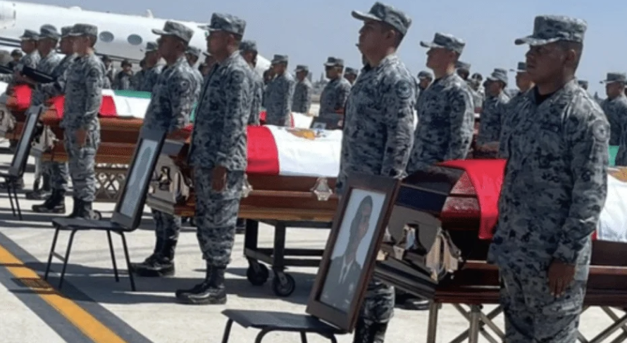 RINDEN HOMENAJE PÓSTUMO A MILITARES CAÍDOS EN OPERATIVO CONTRA ‘EL MENCHO’ EN JALISCO