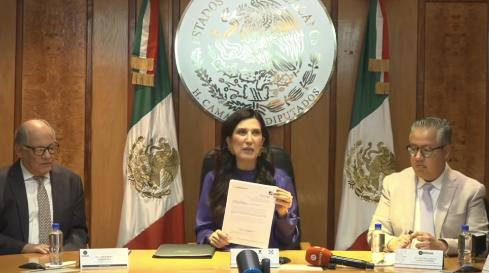 RECIBEN DIPUTADOS INICIATIVA DE SHEINBAUM PARA REFORMAR EL CÓDIGO FISCAL DE LA FEDERACIÓN