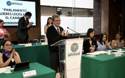RICARDO MONREAL DA LA BIENVENIDA AL «PARLAMENTO MUJERES LEGISLANDO EL CAMBIO», EN SAN LÁZARO
