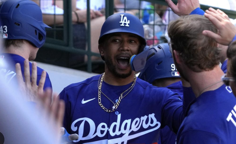 LOS DODGERS DE LOS ÁNGELES MANTIENE SU BASE PARA IR POR EL TRICAMPEONATO EN 2026